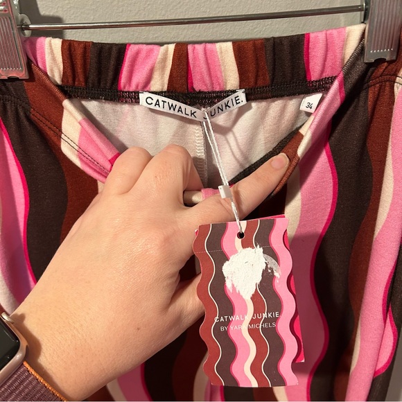 NWT Catwalk Junkie Stretchy Bell Bottom Flare Funky Leggings Euro Size 34 - Picture 4 of 6